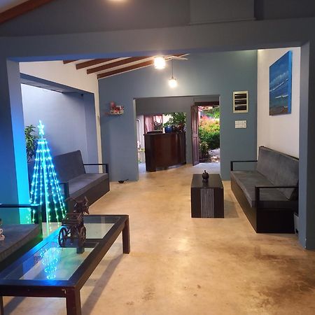 Villa Tangalle Lagoon Exteriör bild